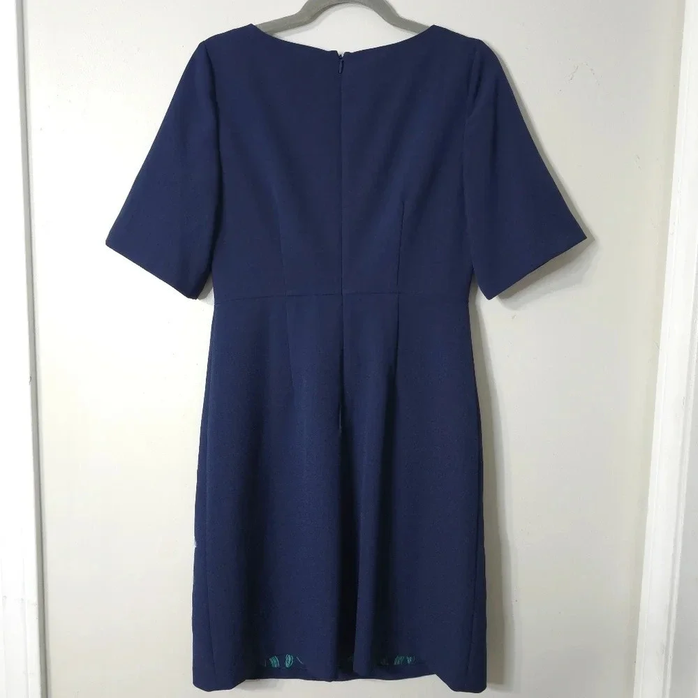 ADRIANNA PAPELL Nwot Short Sleeve Sheath Dress w/ Embroidered Flowers, Size 8 - Picture 7 of 16